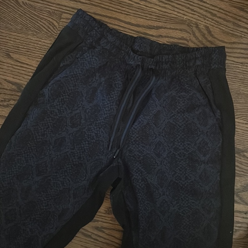 〰️ athleta brooklyn jogger - Picture 3 of 4